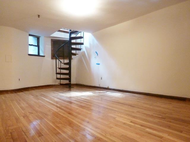 33 W 74th St - Photo 2 of 2