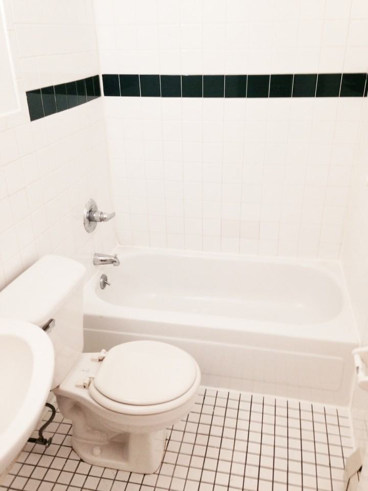 600 8th Ave - Photo 3 of 3