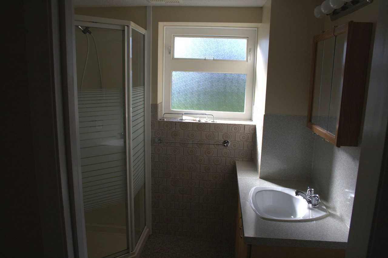 2880 Wyndeatt Ave - Photo 2 of 7