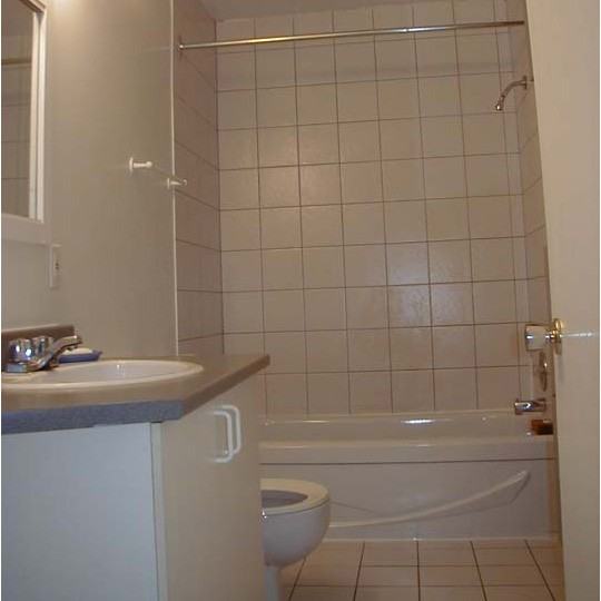 3422 Avenue Lacombe - Photo 2 of 12