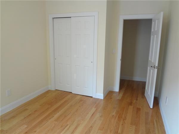 248 Wadsworth Ave - Photo 2 of 3