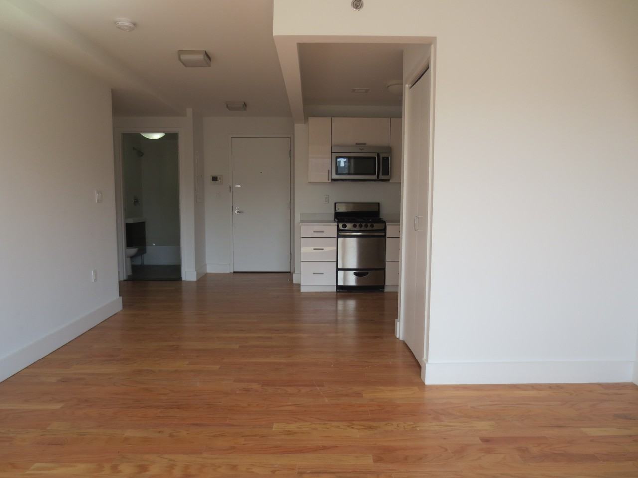 2276 8th Ave #5G - Photo 3 of 7