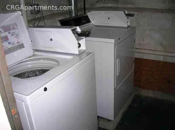 35 Maplewood St - Photo 3 of 5