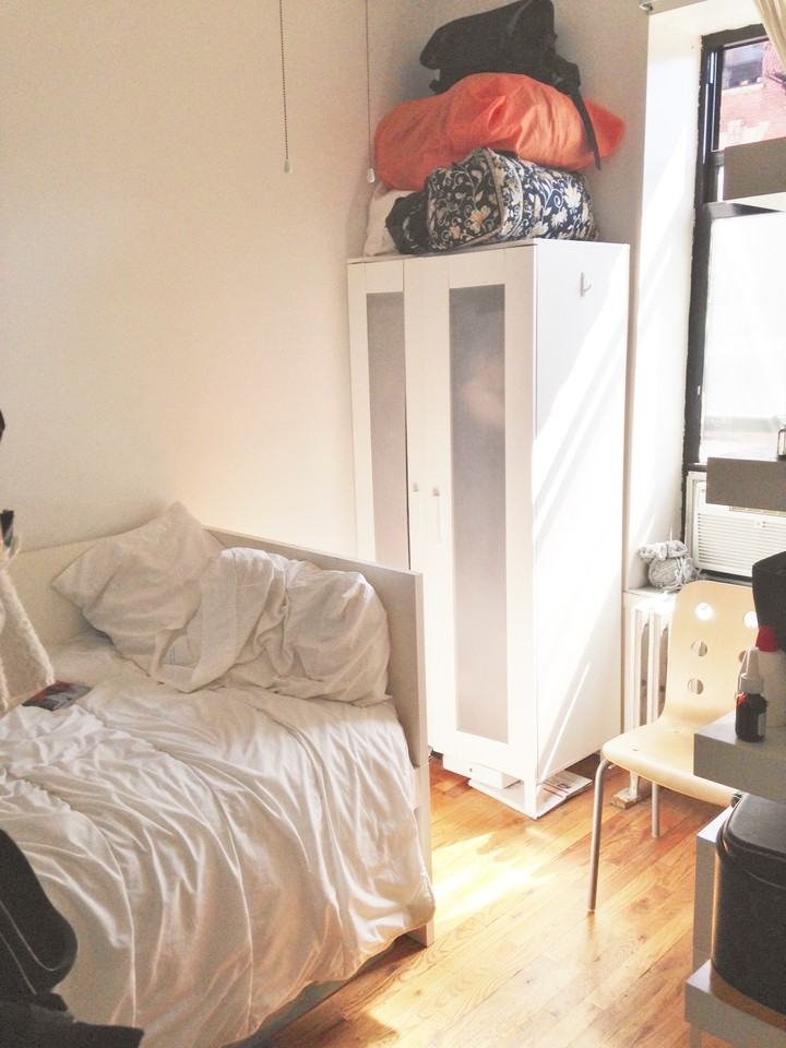 349 E 4th - Photo 2 of 7