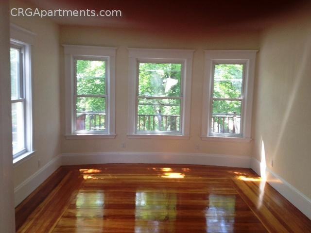 41 Ossipee Rd - Photo 2 of 10