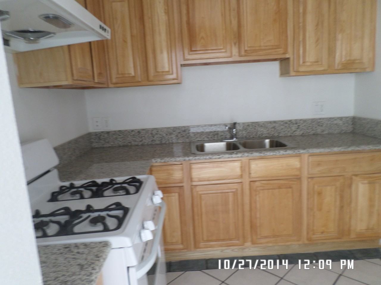 3845 Monterey Ave - Photo 3 of 8