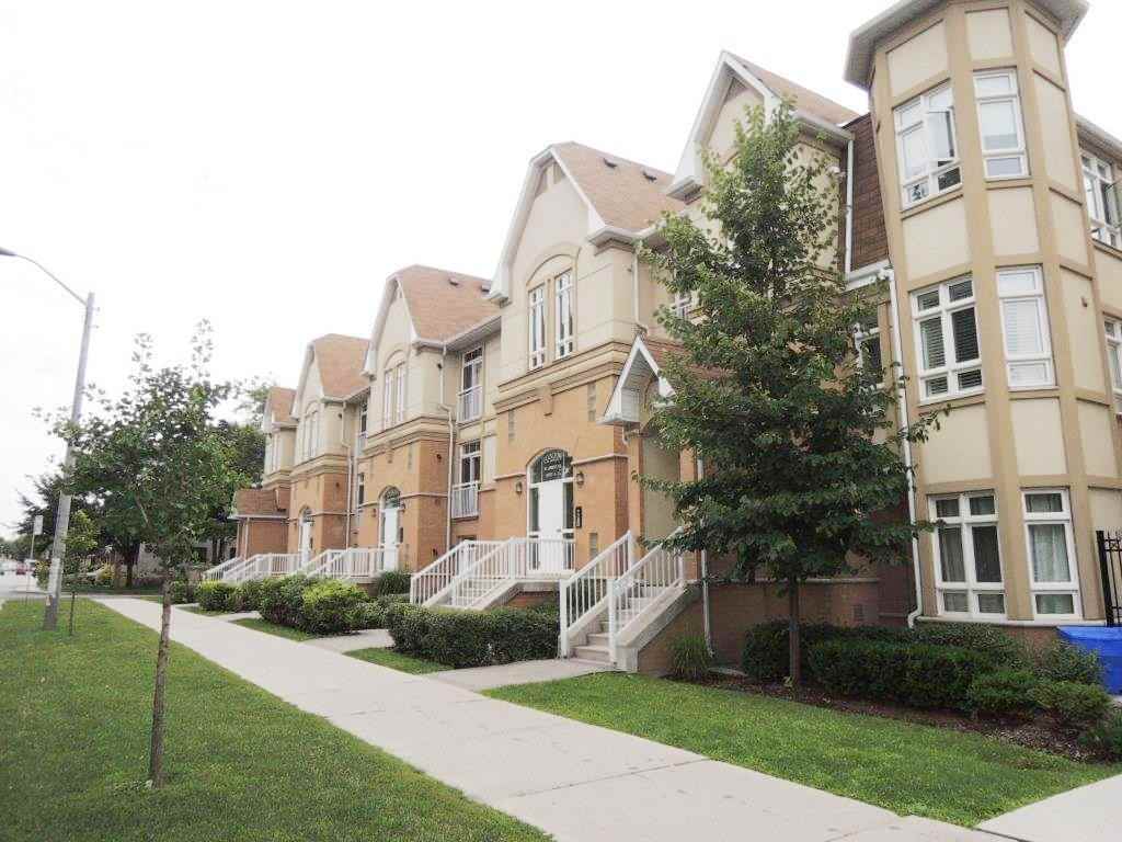 1947 Lawrence Ave W #9 - Photo 2 of 19