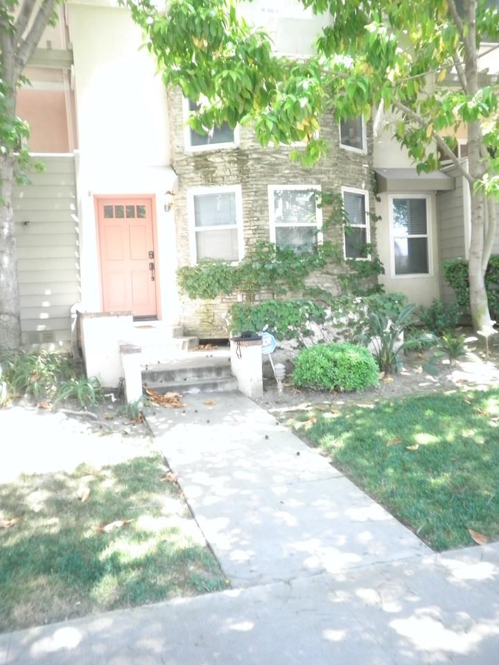 10770 Chestnut St - Photo 2 of 9