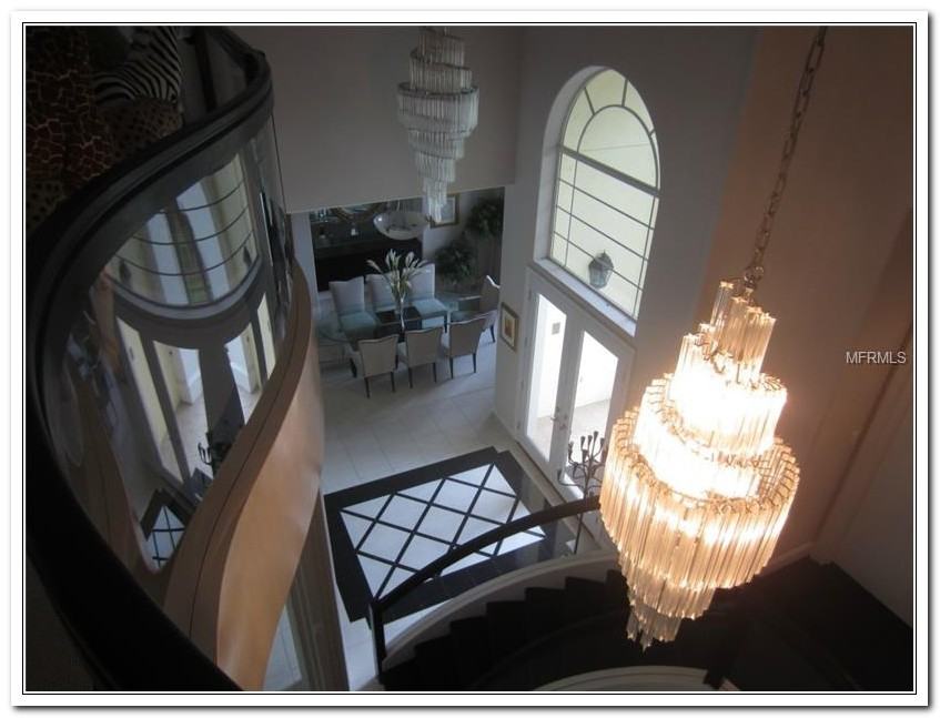 2351 Alaqua Dr - Photo 2 of 5