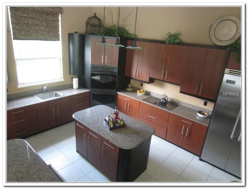 2351 Alaqua Dr - Photo 3 of 5