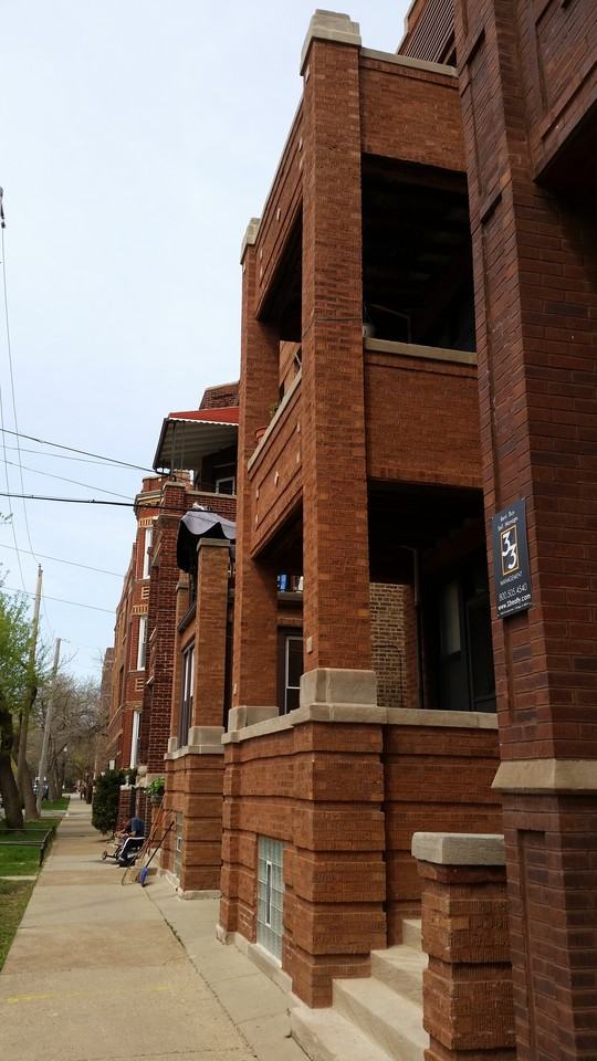 911 N Leavitt St 3F, Chicago, IL 60622 2 Bedroom Apartment for Rent