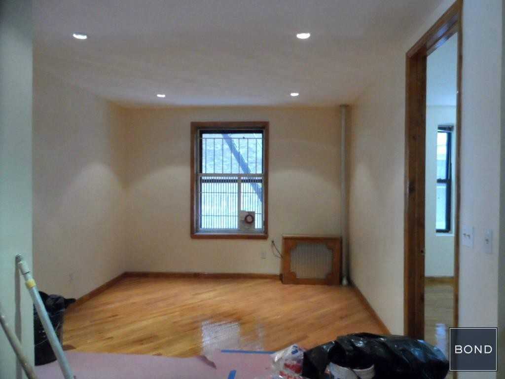 530 Riverside Dr - Photo 3 of 7