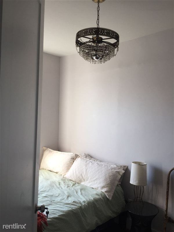 155 S 4th St #3 - Photo 2 of 6