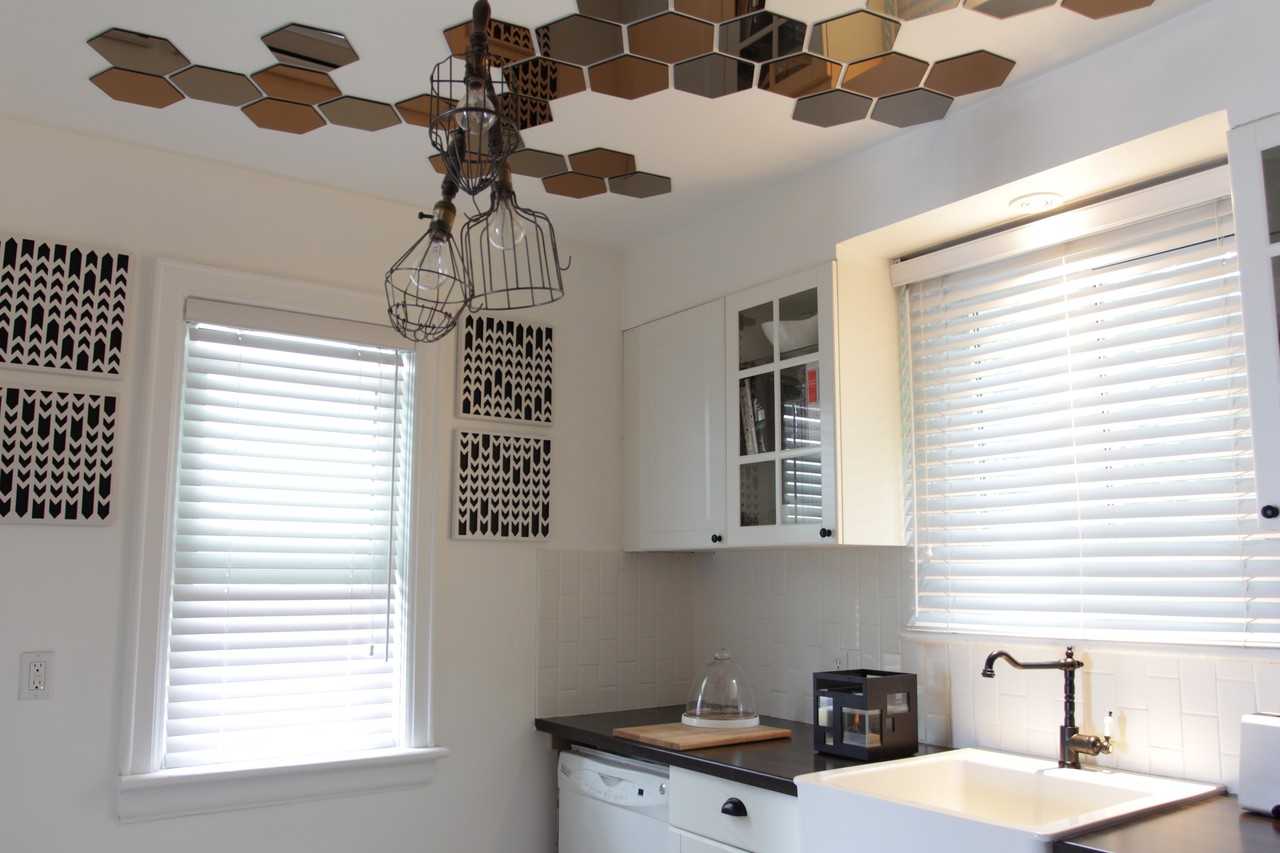 87 Park St - Photo 2 of 9