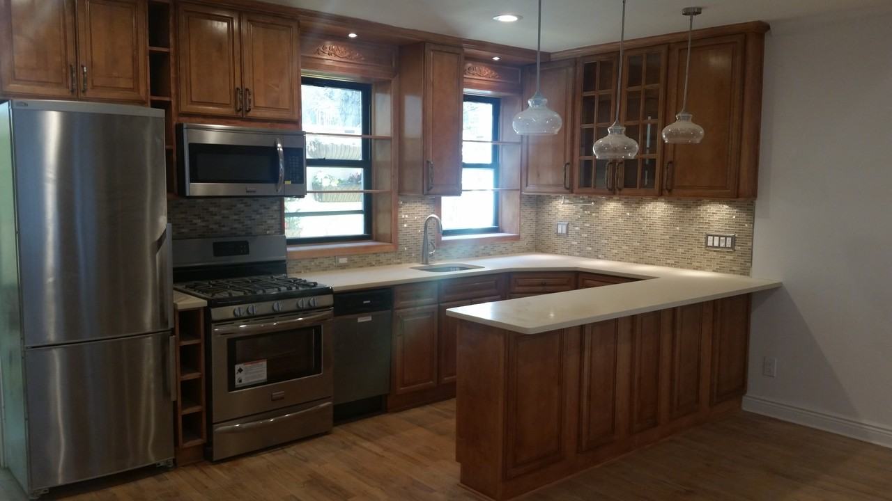 216 Hall St 1 - Photo 2 of 7