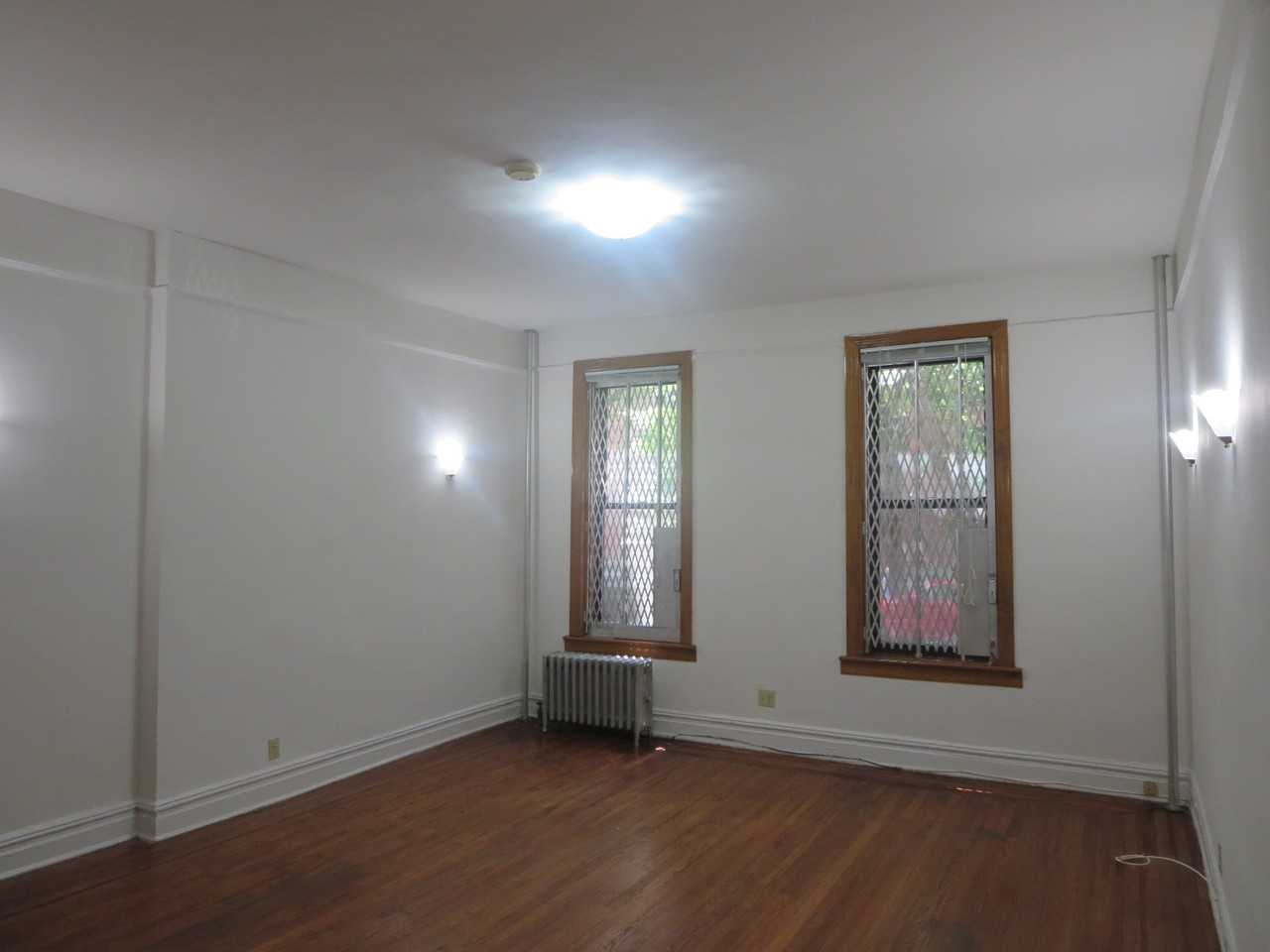 413 S 7th St - Photo 3 of 8