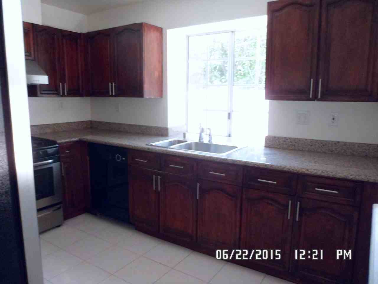 3494 Whistler Ave - Photo 3 of 8