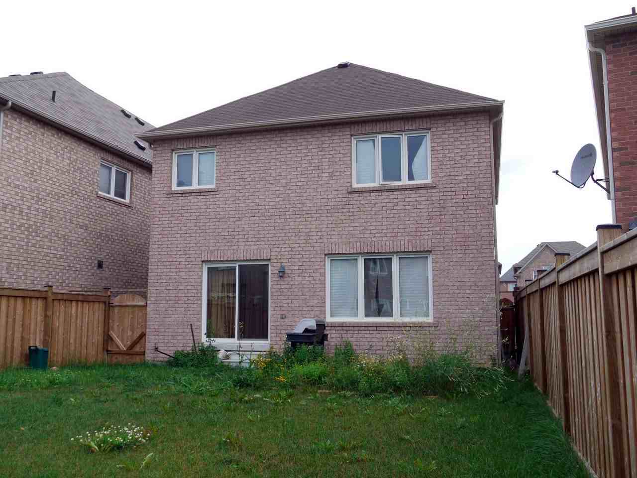 43 Napoleon Cres - Photo 3 of 9