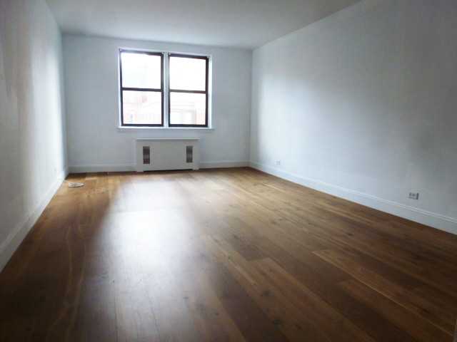 451 Central Park West 461CPW5F - Photo 2 of 5