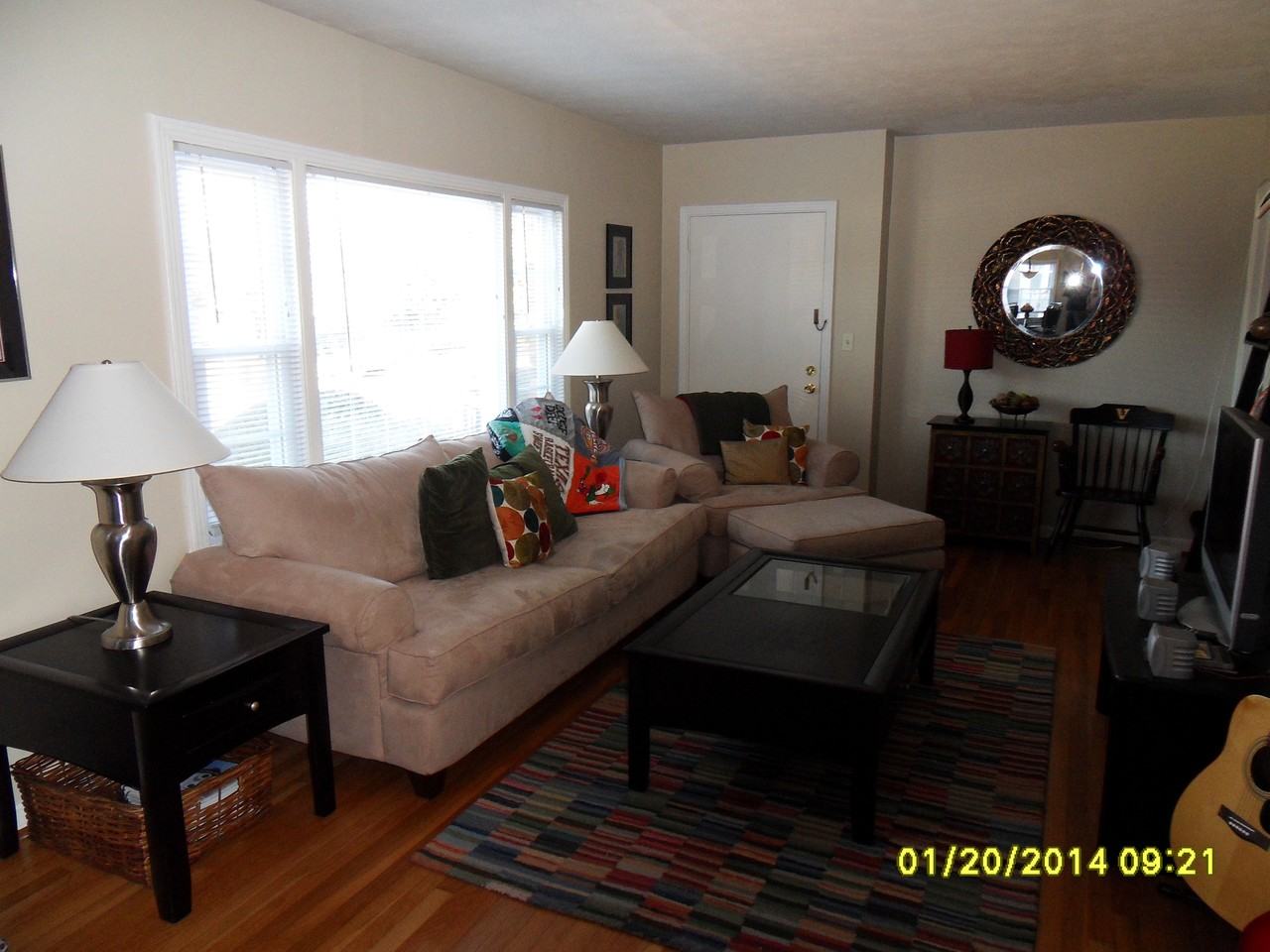 104 Lauderdale Rd - Photo 2 of 10