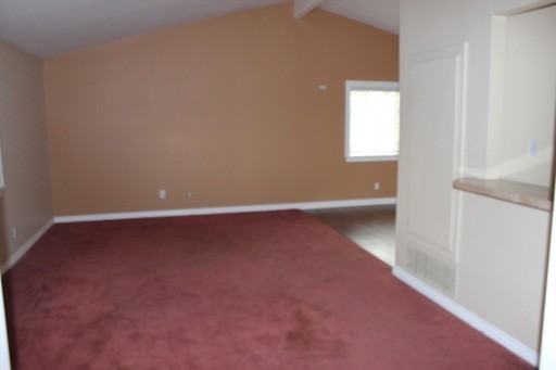 17550 Bromley Ave - Photo 2 of 12