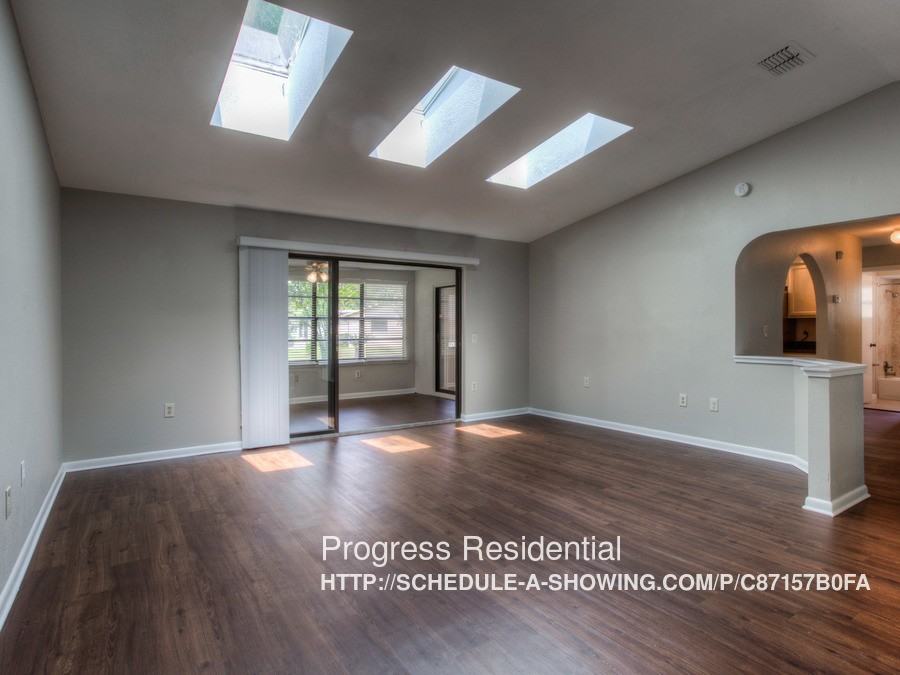 3855 Erin Brook Dr - Photo 2 of 13