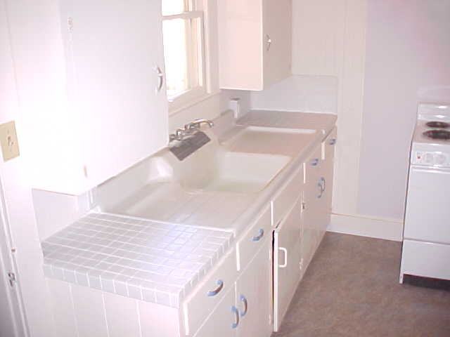 95 Circle Dr - Photo 2 of 9