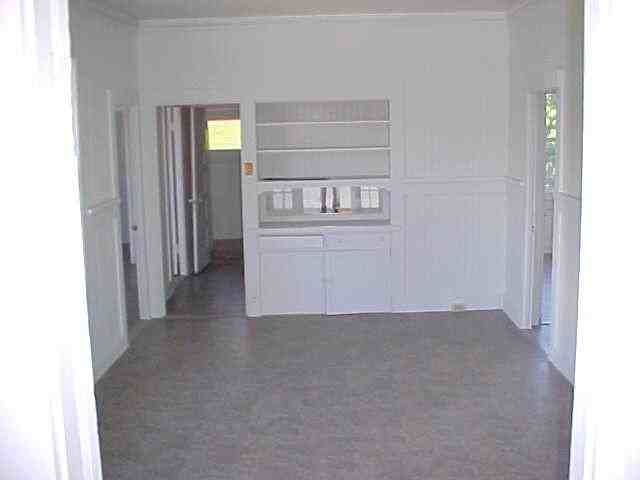 95 Circle Dr - Photo 3 of 9