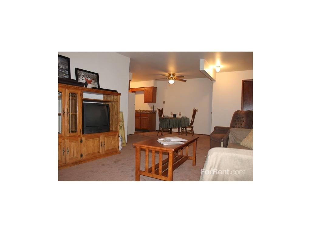 Willowick Apartments - Photo 3 of 9