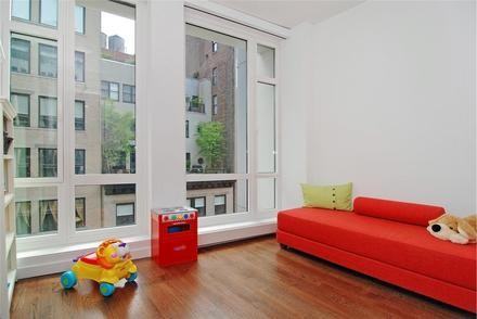 133 22nd St #9B - Photo 2 of 10