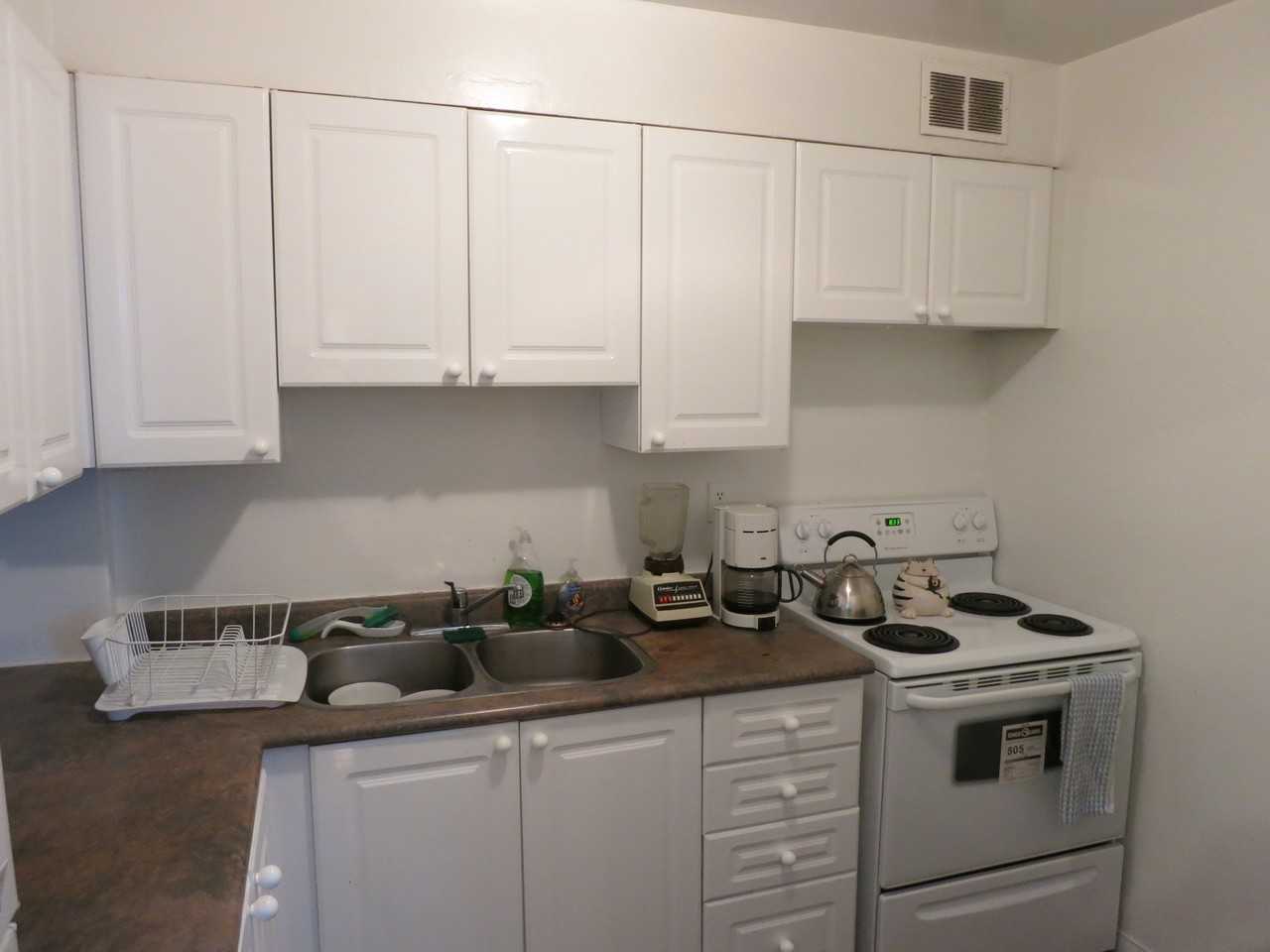 44 Walmer Rd #907
