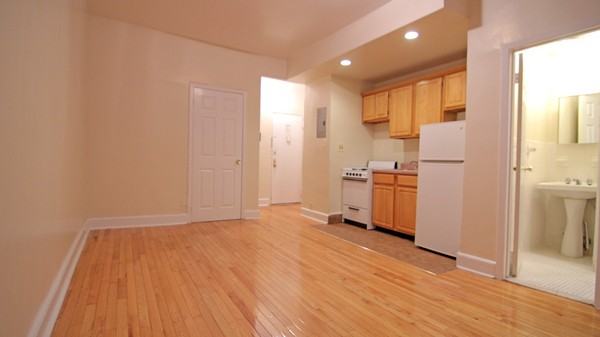 1000 Walton Ave - Photo 2 of 5