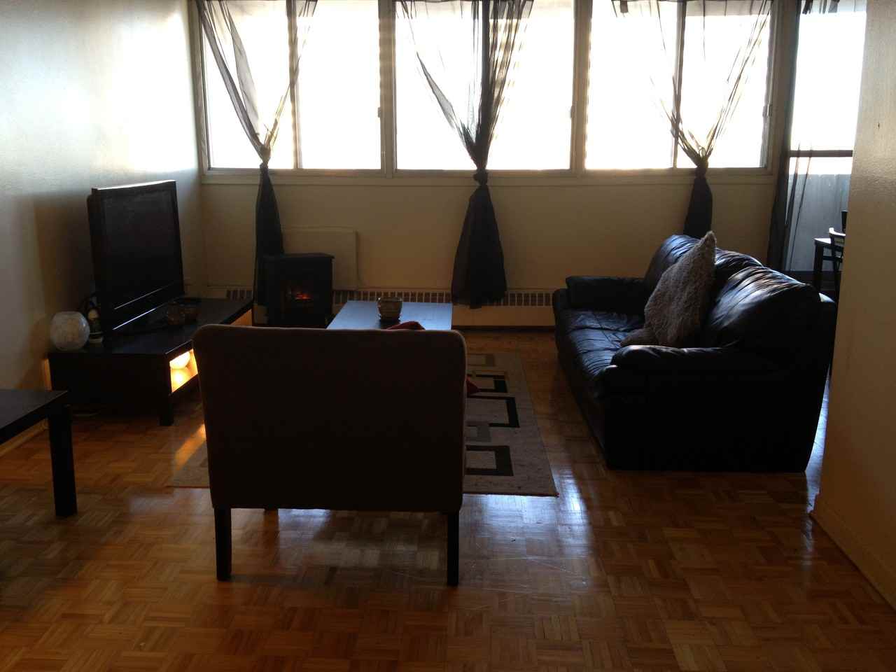 1435 Prince of Wales Dr - Photo 2 of 10