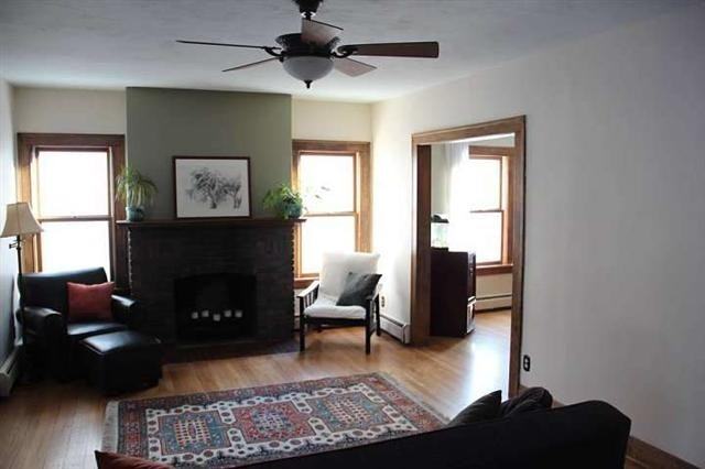 2215 Fox Ave - Photo 2 of 10