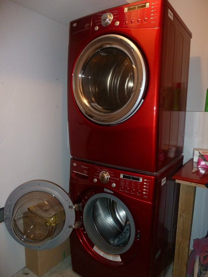 2169 Sunview Dr - Photo 2 of 10