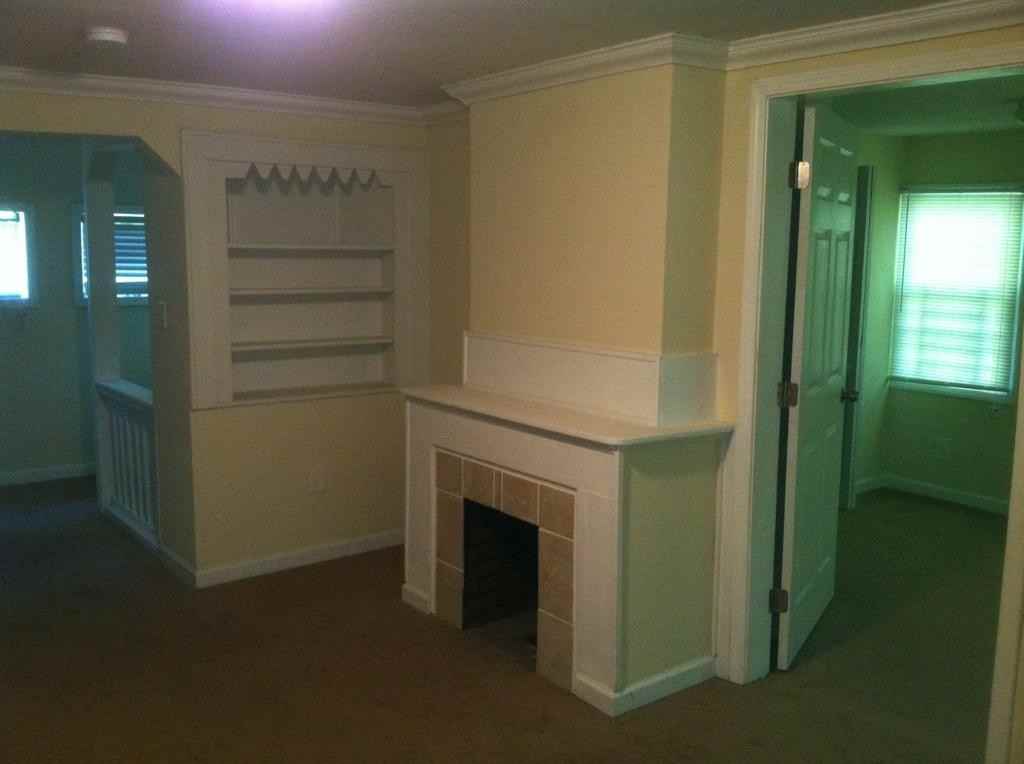 418 Holly Dr SE - Photo 3 of 4