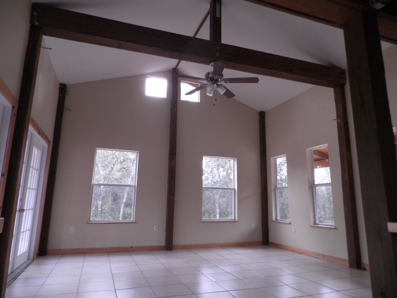 11000 NW 60th St - Photo 3 of 8