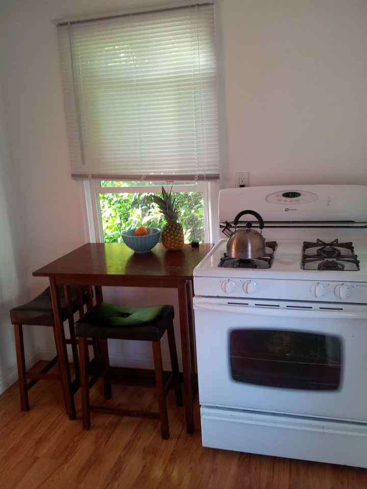 1012 N Sierra Bonita Ave - Photo 3 of 4