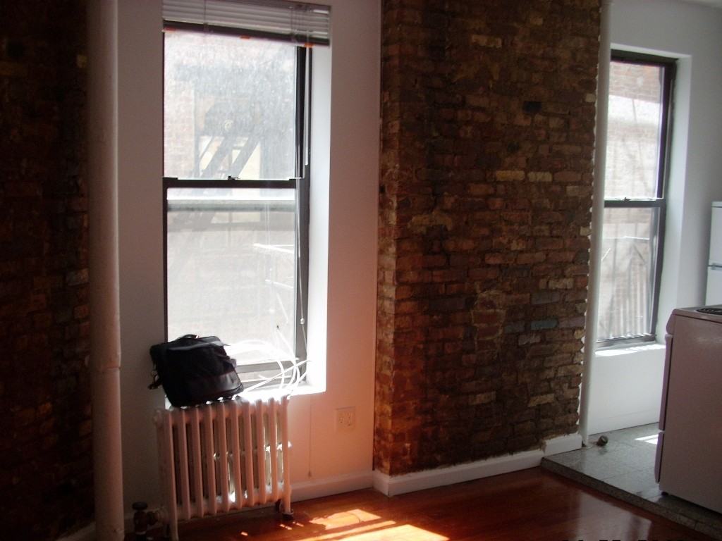 165 Mulberry St 6J - Photo 2 of 3