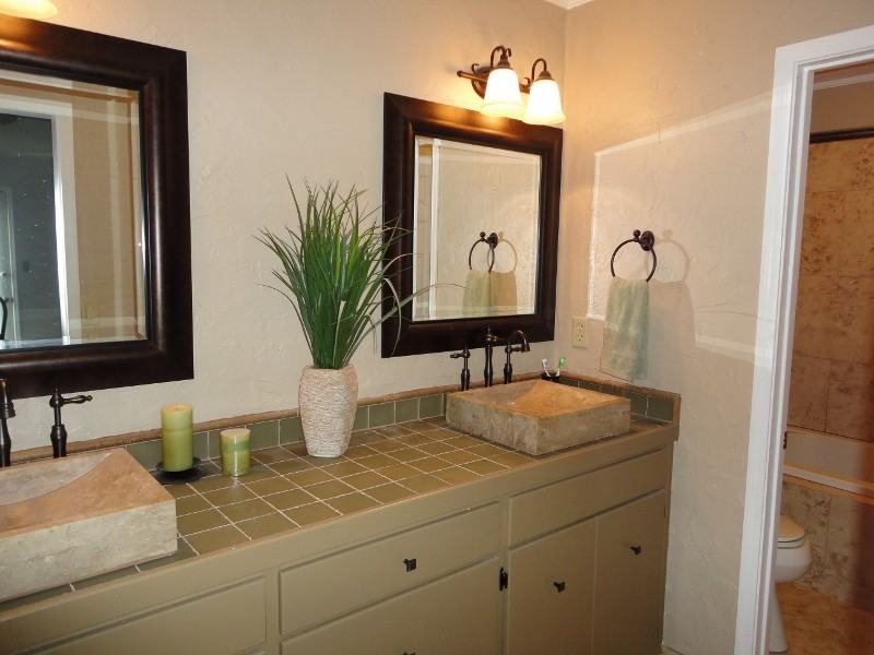 111 Calle De Santiago - Photo 3 of 10