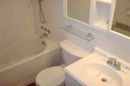 286 Glenforest Rd - Photo 3 of 5