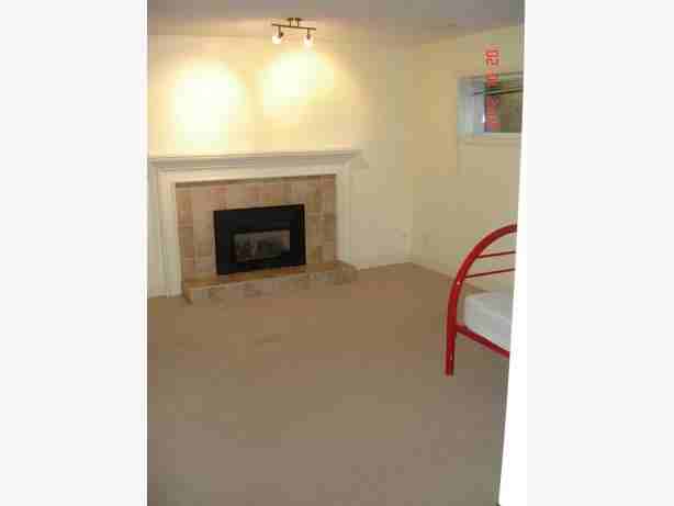 1742 Garnet Rd - Photo 2 of 5