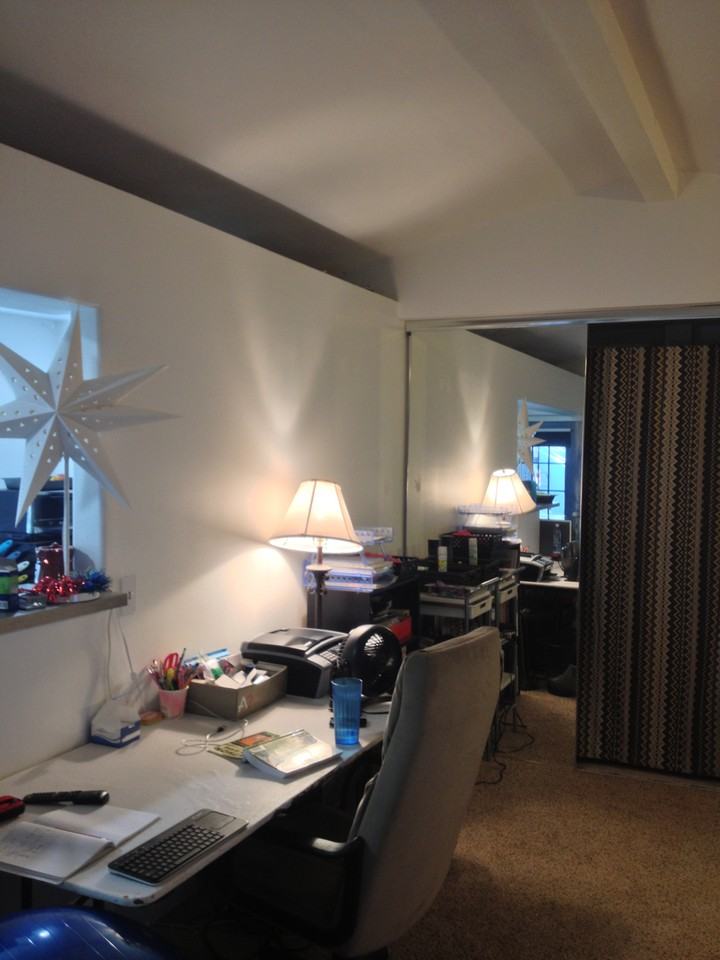 1091 Miramonte Ave - Photo 3 of 3