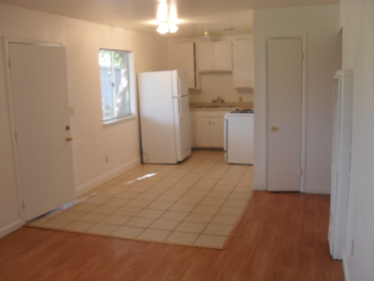 612 Leon Ave #A - Photo 3 of 16