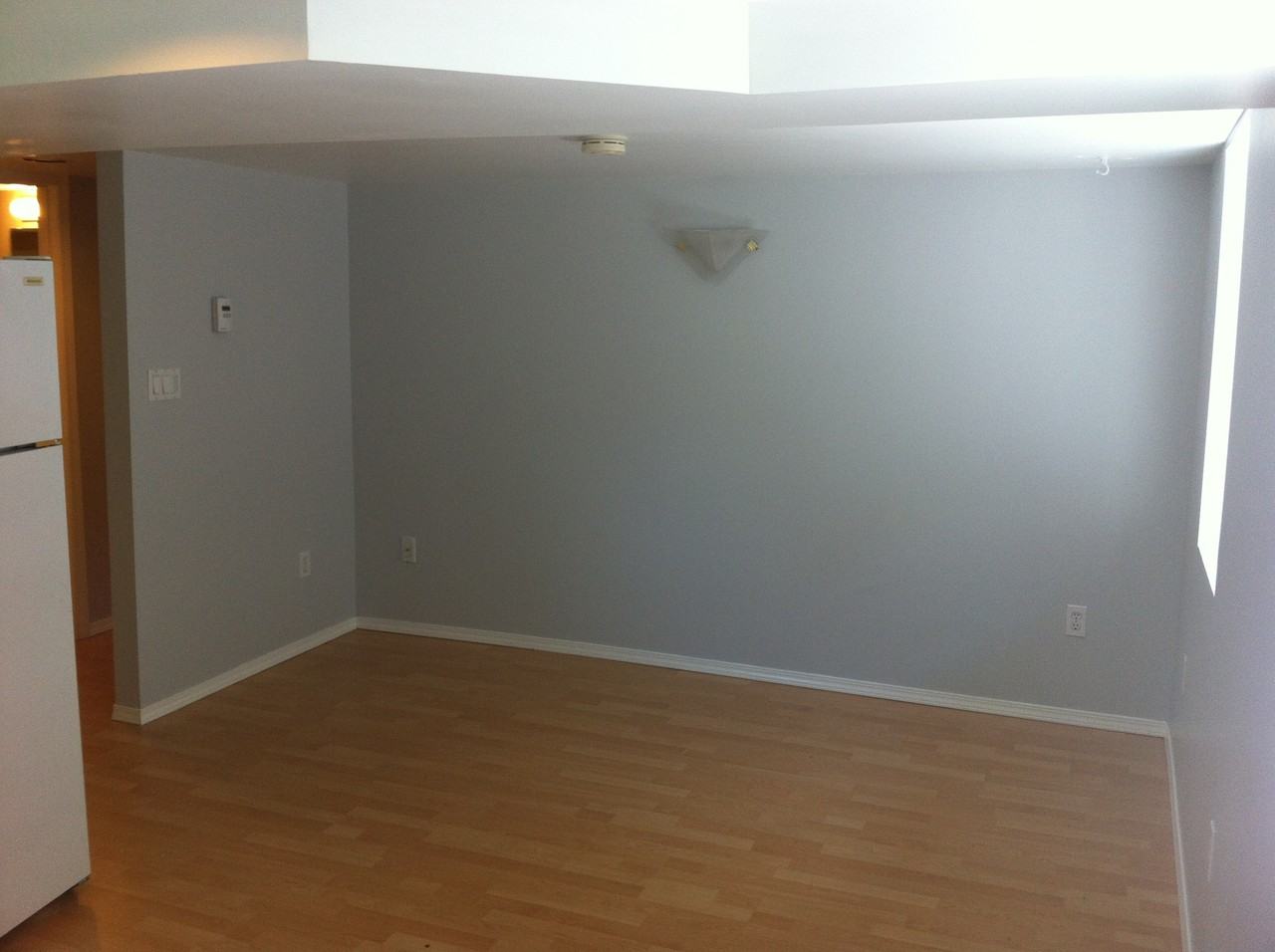 930 Lodge Ave - Photo 2 of 5