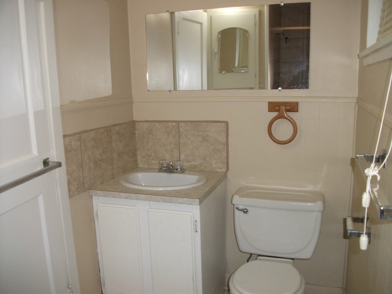 971 10 St S - Photo 3 of 4