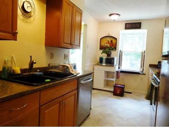 3030 Brown Ave 24 - Photo 3 of 12