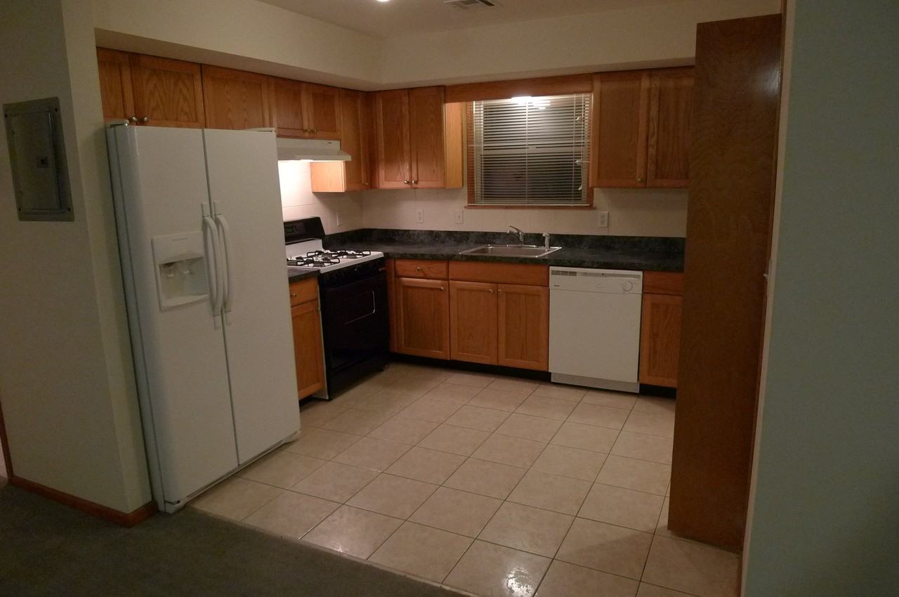 37 Vesey St #2 - Photo 3 of 3