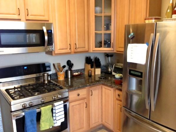 612 22nd St D - Photo 2 of 4