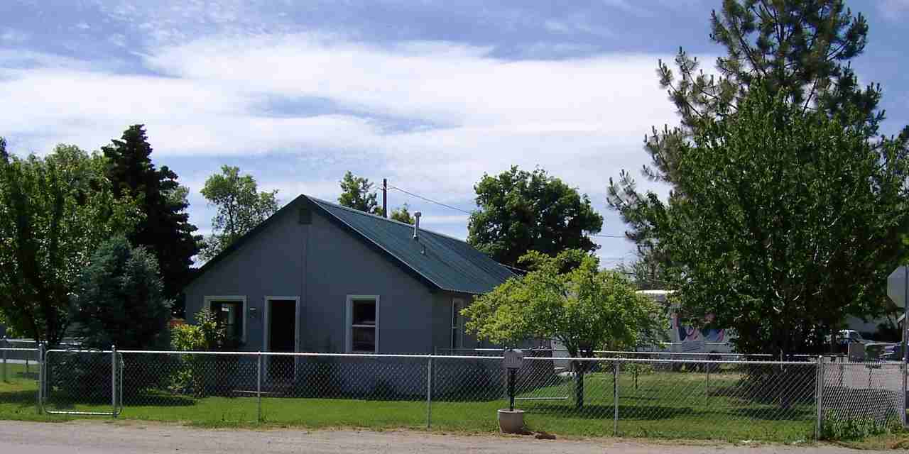 303 Elm St - Photo 2 of 12